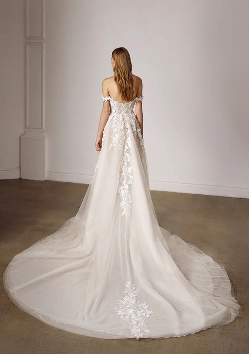 Elegant Off The Shoulder Sweetheart Lace Applique A Line Wedding Dresses